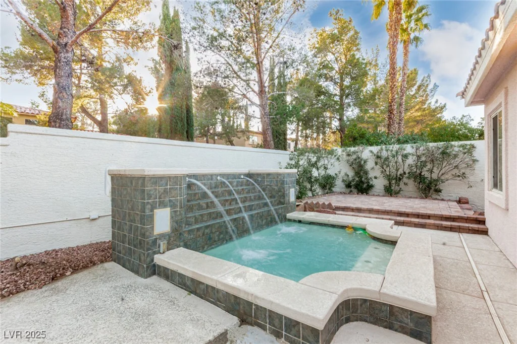 8961 Rivers Edge, Las Vegas, NV 89117