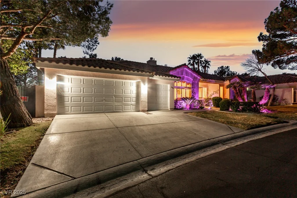 8961 Rivers Edge, Las Vegas, NV 89117