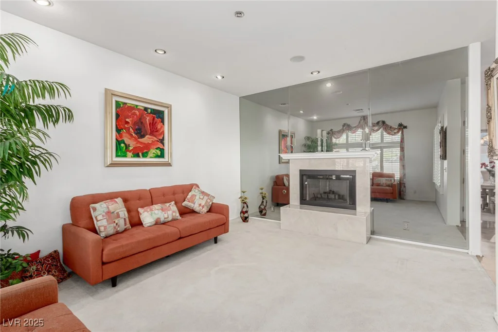 8961 Rivers Edge, Las Vegas, NV 89117