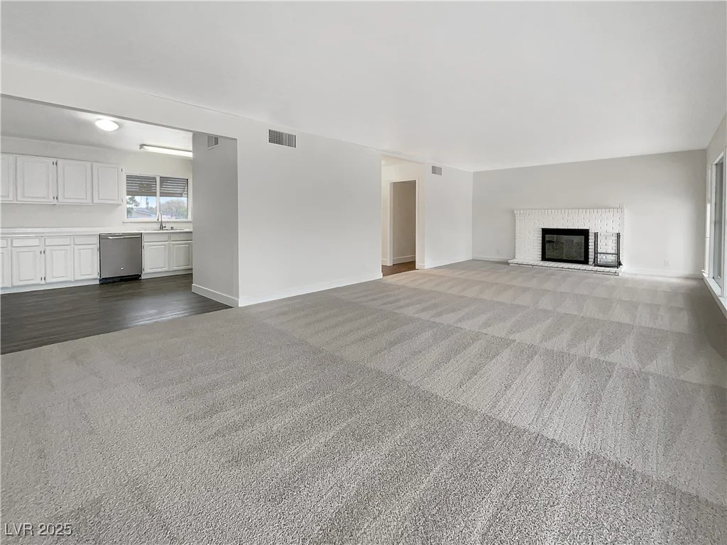 810 Kenny, Las Vegas, NV 89107