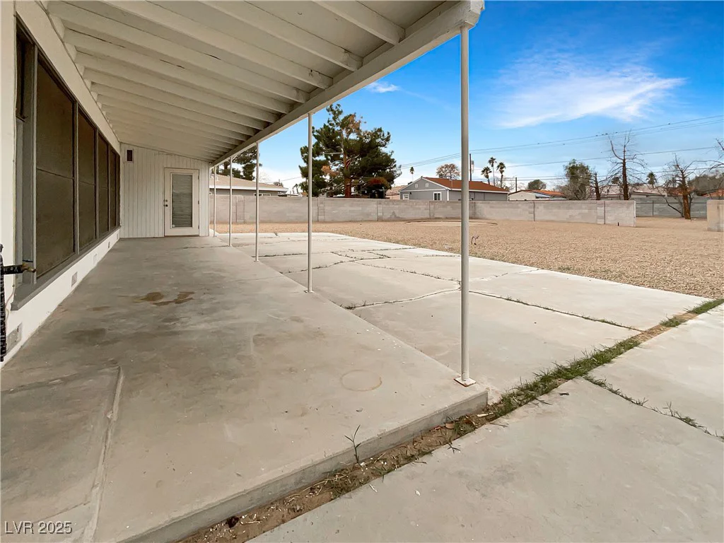 810 Kenny, Las Vegas, NV 89107