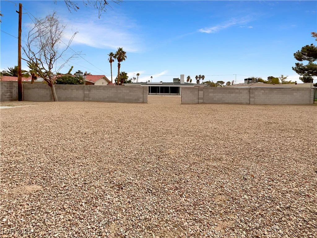810 Kenny, Las Vegas, NV 89107