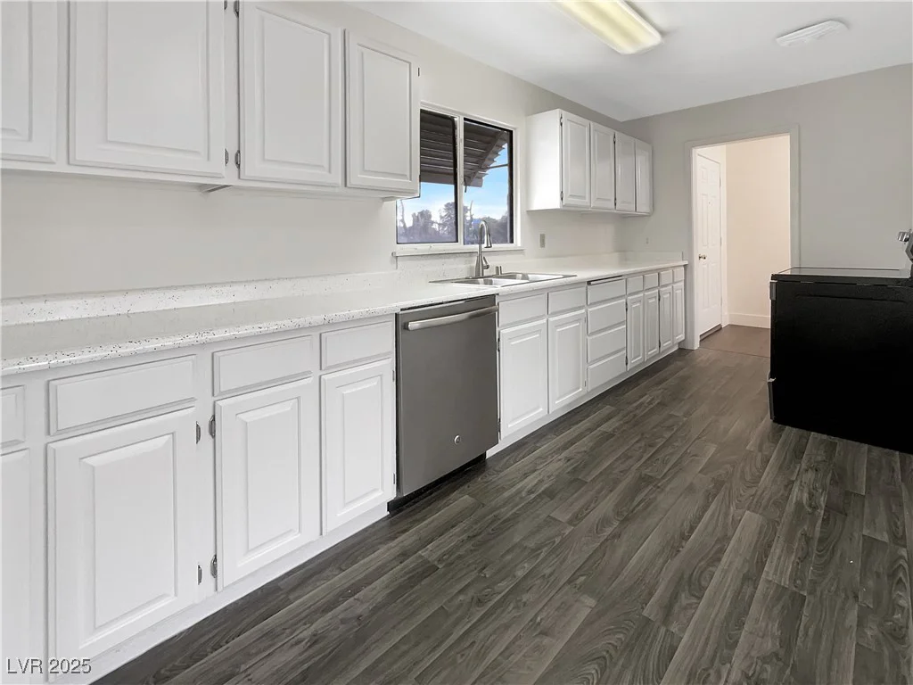 810 Kenny, Las Vegas, NV 89107