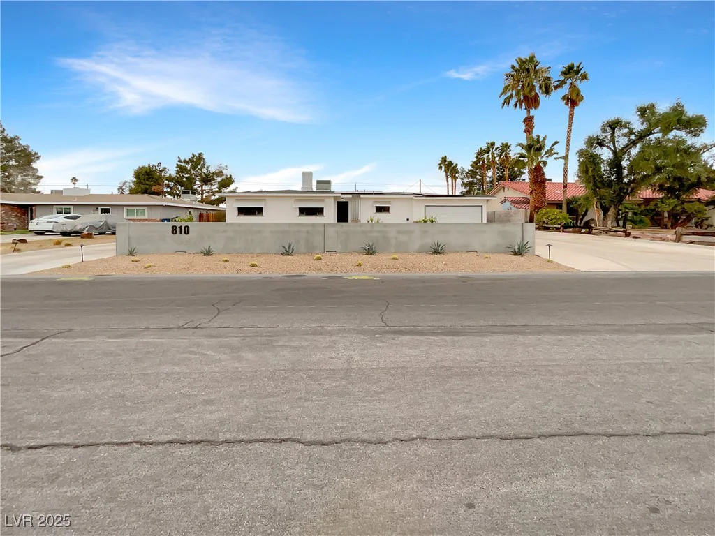 810 Kenny, Las Vegas, NV 89107