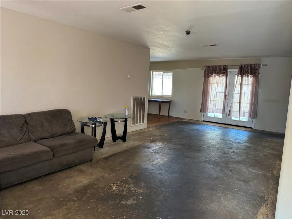 4442 Bennett, Las Vegas, NV 89121