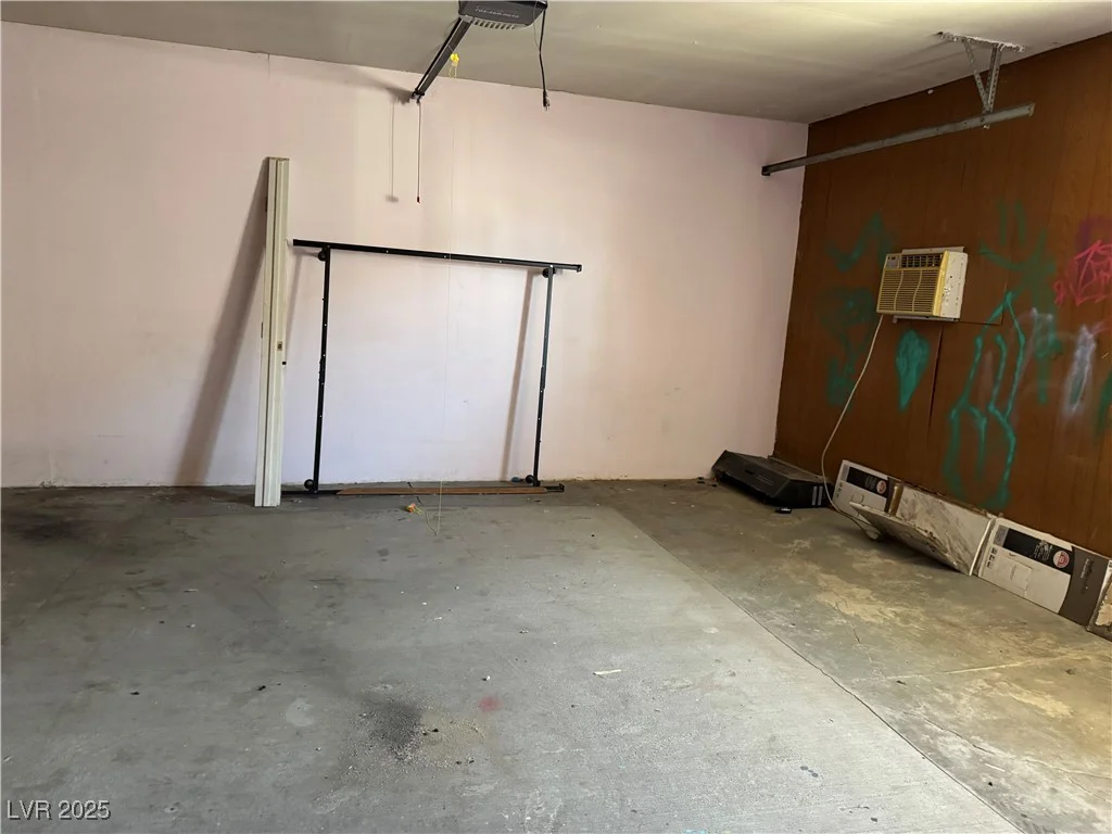 4442 Bennett, Las Vegas, NV 89121
