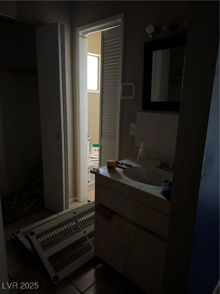 4442 Bennett, Las Vegas, NV 89121