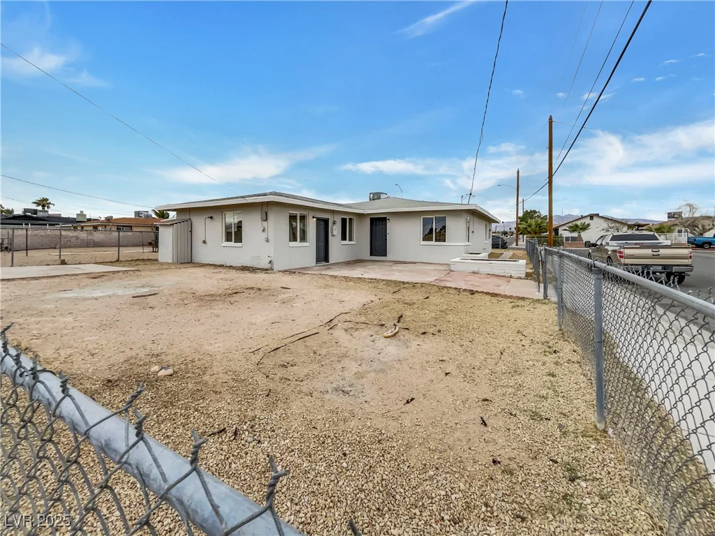 1200 Cunningham, Las Vegas, NV 89106