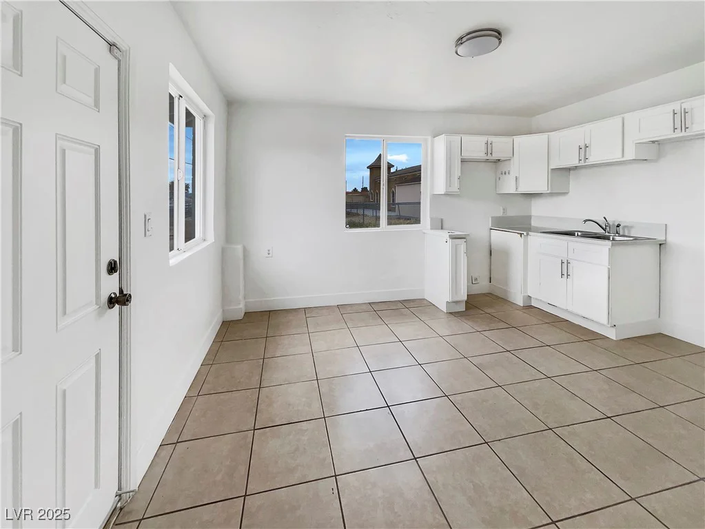 1200 Cunningham, Las Vegas, NV 89106