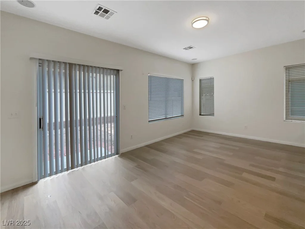 6228 Grace Mountain, Las Vegas, NV 89115