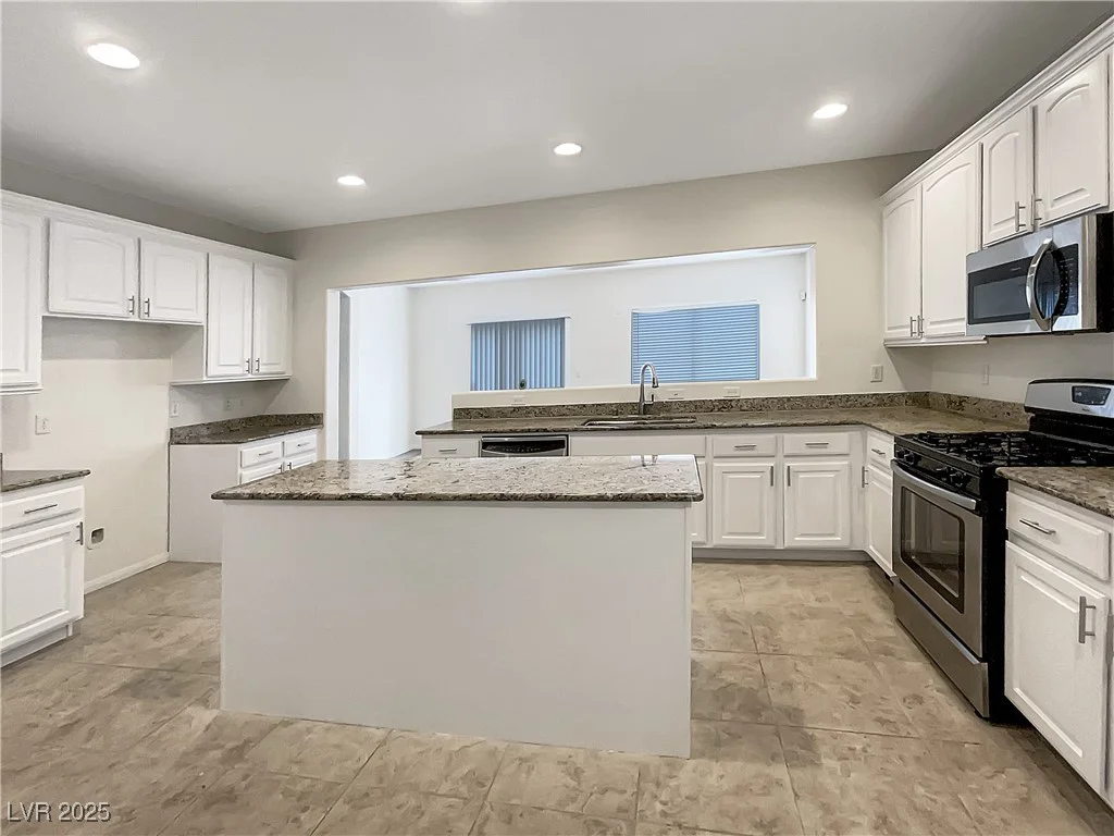 6228 Grace Mountain, Las Vegas, NV 89115