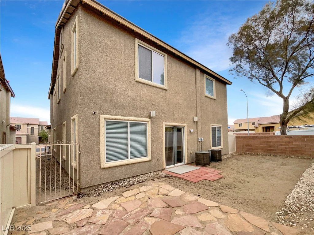 6228 Grace Mountain, Las Vegas, NV 89115