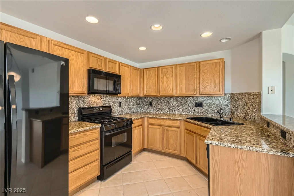 10800 Amber Ridge, Las Vegas, NV 89144