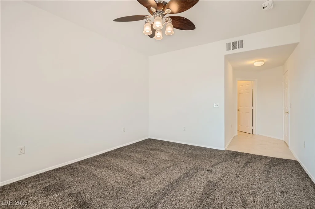 10800 Amber Ridge, Las Vegas, NV 89144