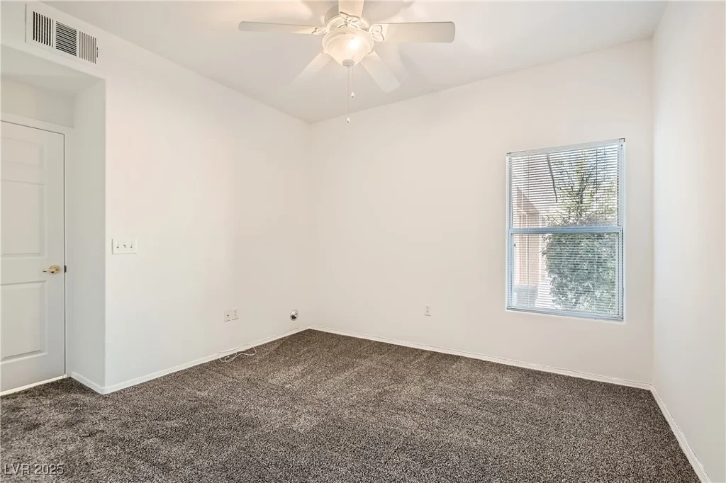 10800 Amber Ridge, Las Vegas, NV 89144