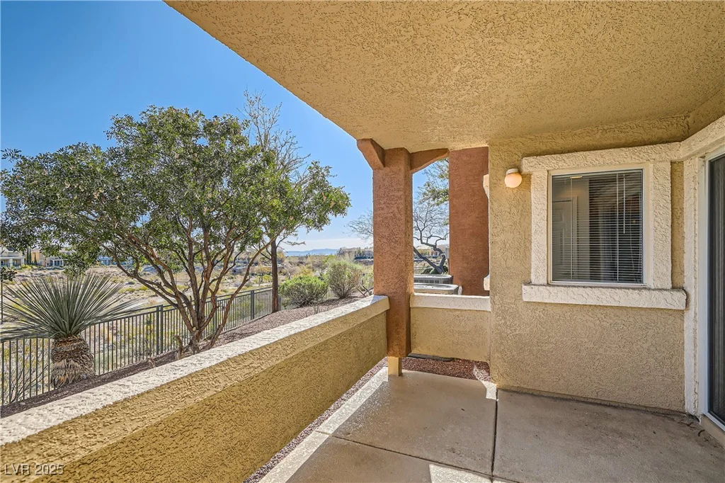 10800 Amber Ridge, Las Vegas, NV 89144