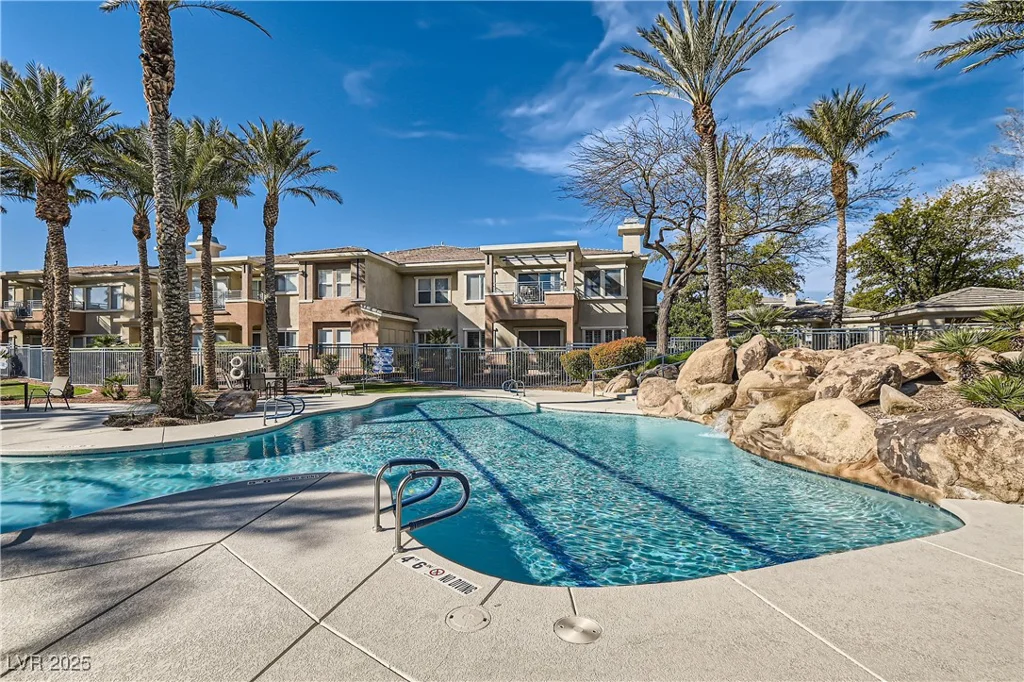 10800 Amber Ridge, Las Vegas, NV 89144