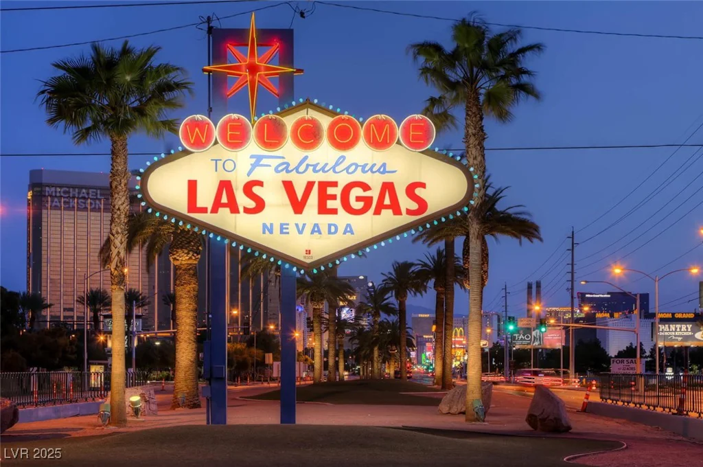 10800 Amber Ridge, Las Vegas, NV 89144