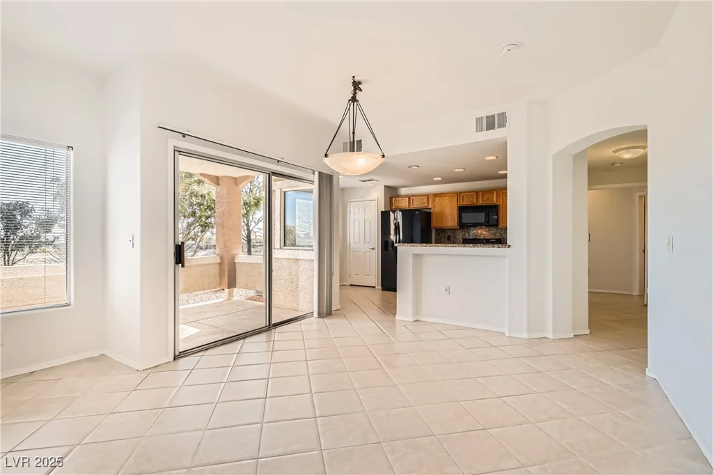 10800 Amber Ridge, Las Vegas, NV 89144