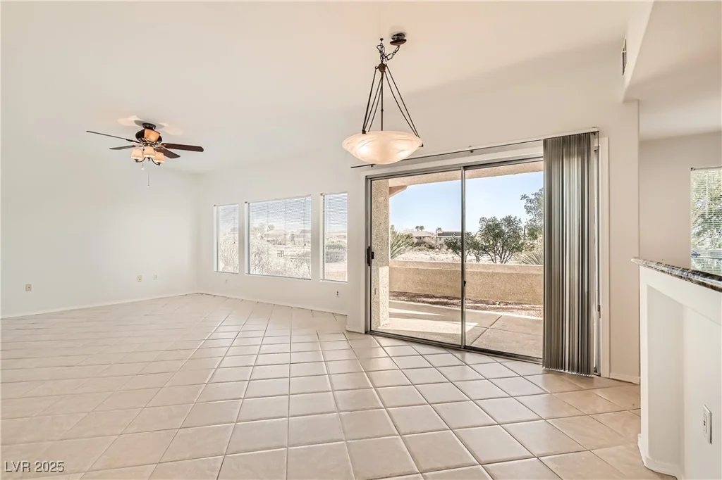 10800 Amber Ridge, Las Vegas, NV 89144