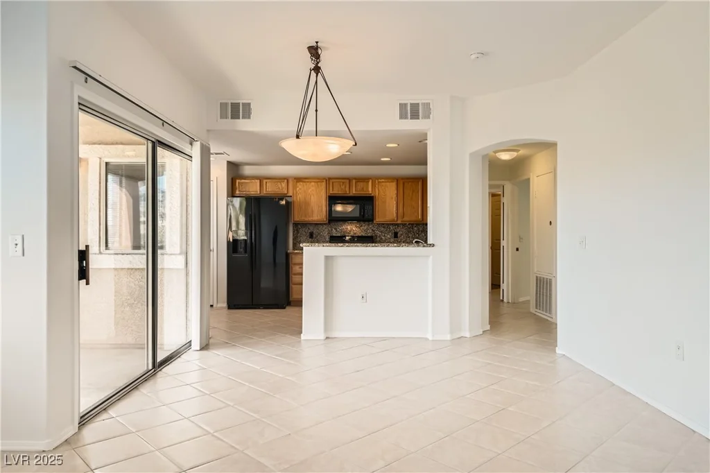 10800 Amber Ridge, Las Vegas, NV 89144