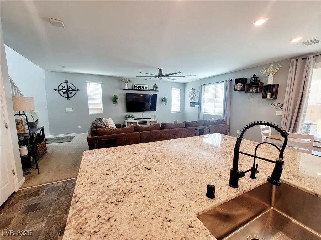 10819 Far Country, Las Vegas, NV 89129