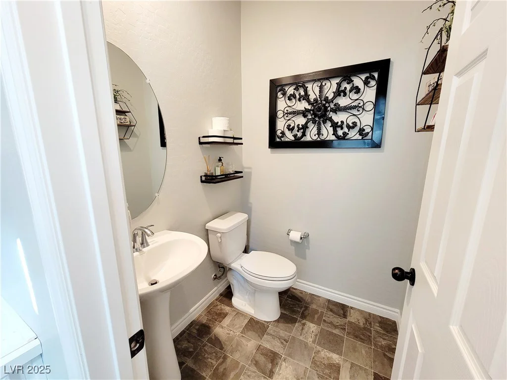 10819 Far Country, Las Vegas, NV 89129