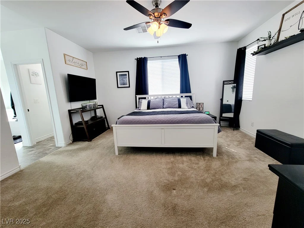 10819 Far Country, Las Vegas, NV 89129