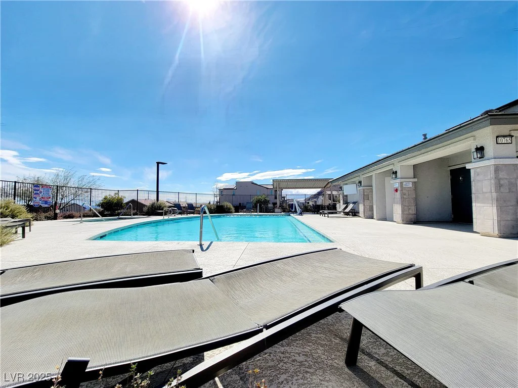10819 Far Country, Las Vegas, NV 89129
