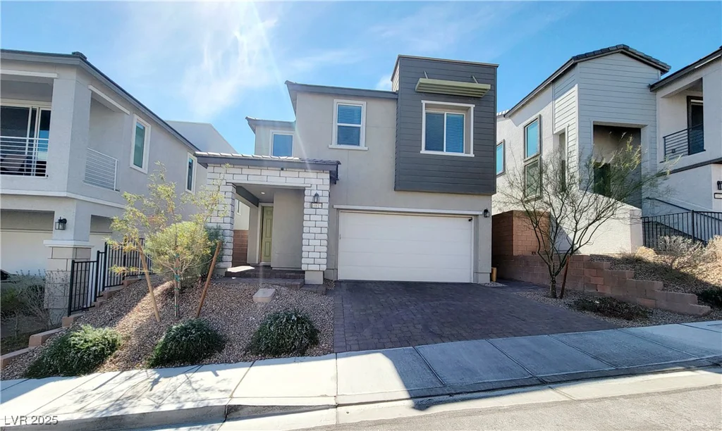 10819 Far Country, Las Vegas, NV 89129