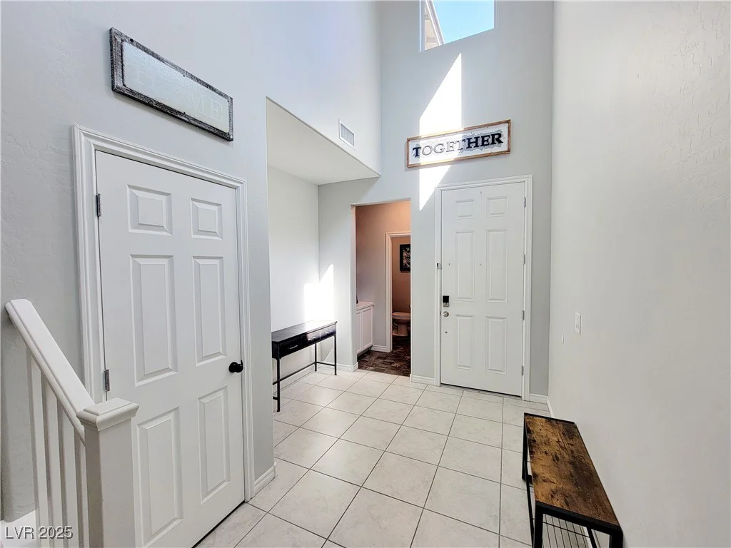 10819 Far Country, Las Vegas, NV 89129