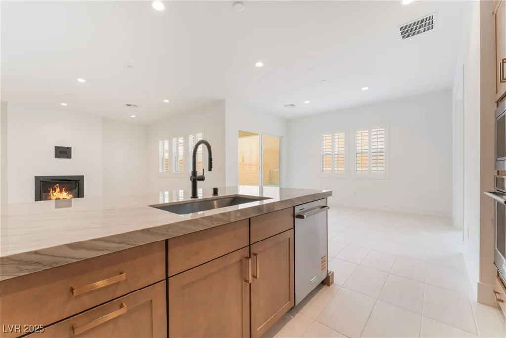 8979 Rolling Pietra, Las Vegas, NV 89166
