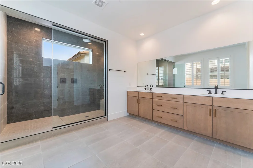 8979 Rolling Pietra, Las Vegas, NV 89166