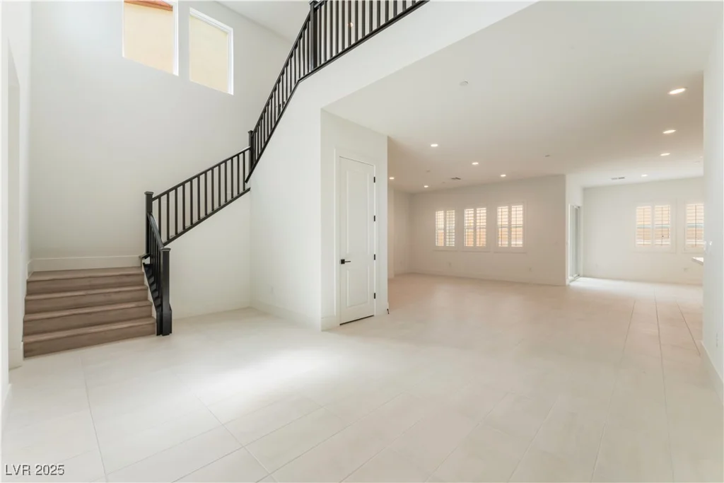 8979 Rolling Pietra, Las Vegas, NV 89166