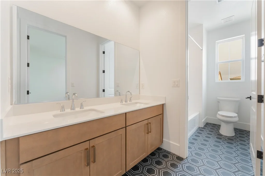 8979 Rolling Pietra, Las Vegas, NV 89166