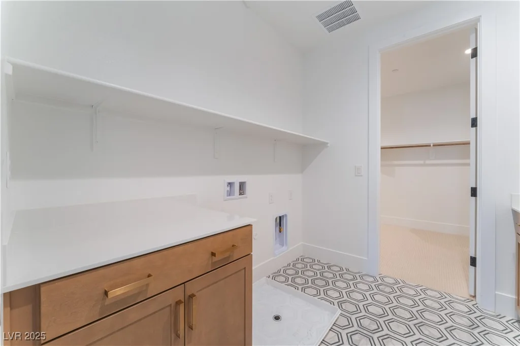 8979 Rolling Pietra, Las Vegas, NV 89166