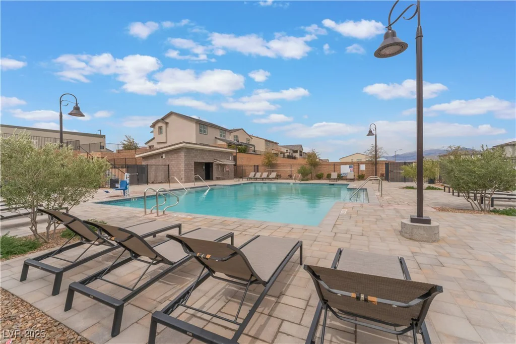 8979 Rolling Pietra, Las Vegas, NV 89166