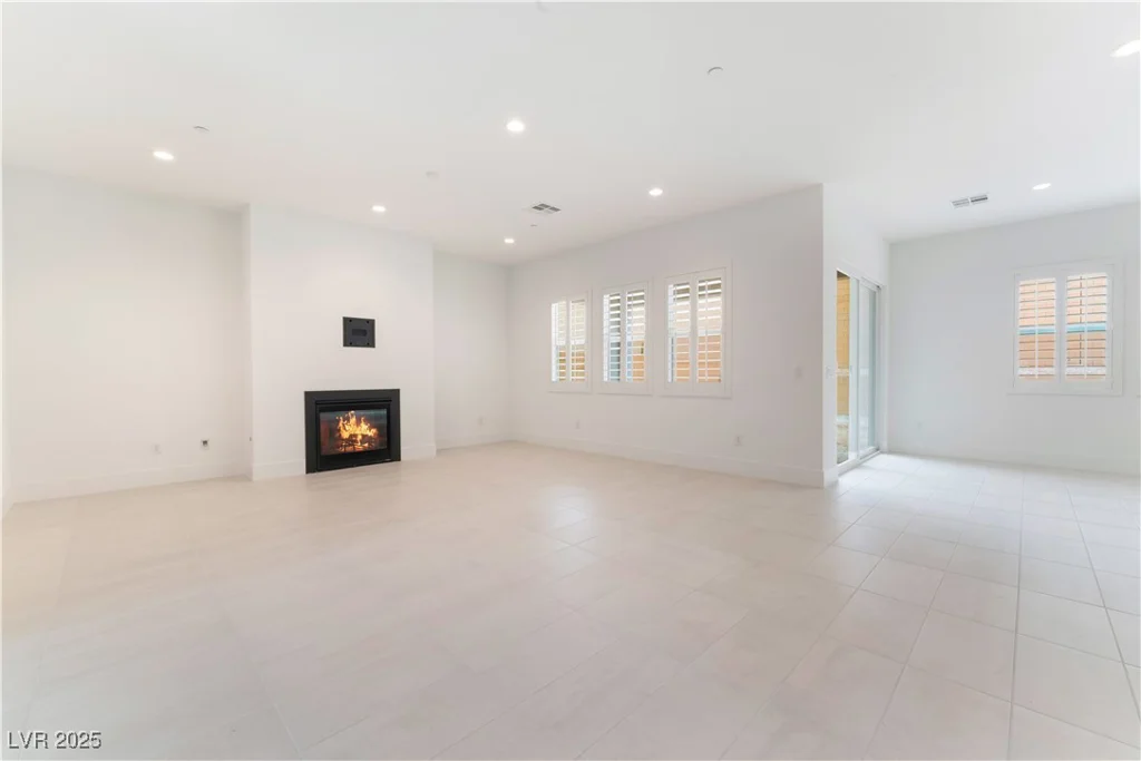 8979 Rolling Pietra, Las Vegas, NV 89166