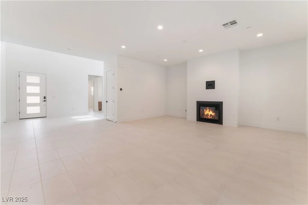 8979 Rolling Pietra, Las Vegas, NV 89166