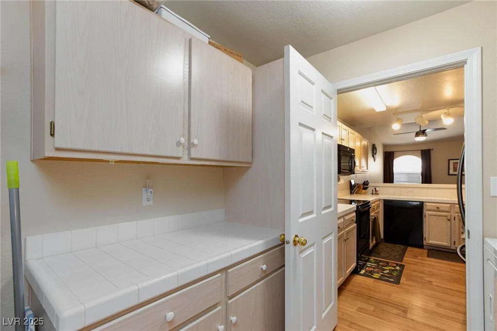 3660 Renovah, Las Vegas, NV 89129