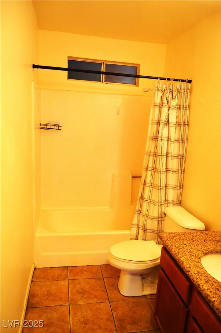 2121 Sealion, Las Vegas, NV 89128