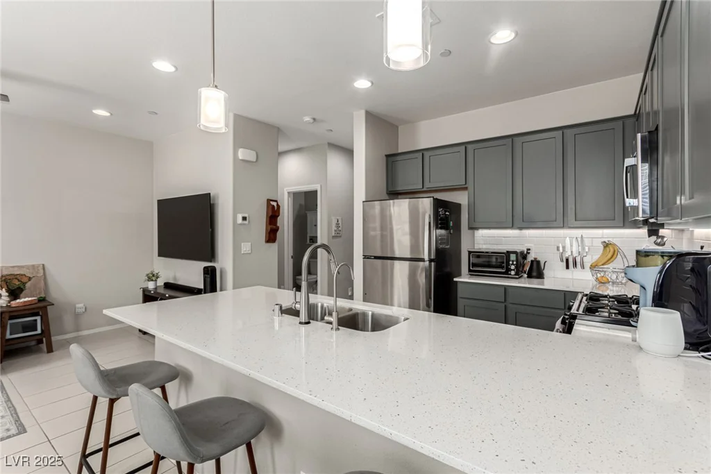 703 Sleeping City, Henderson, NV 89015