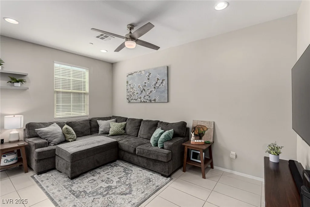703 Sleeping City, Henderson, NV 89015