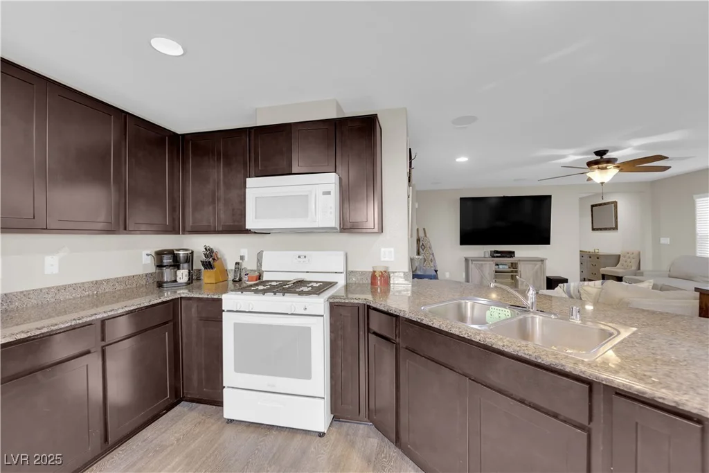 958 Harbor, Henderson, NV 89002
