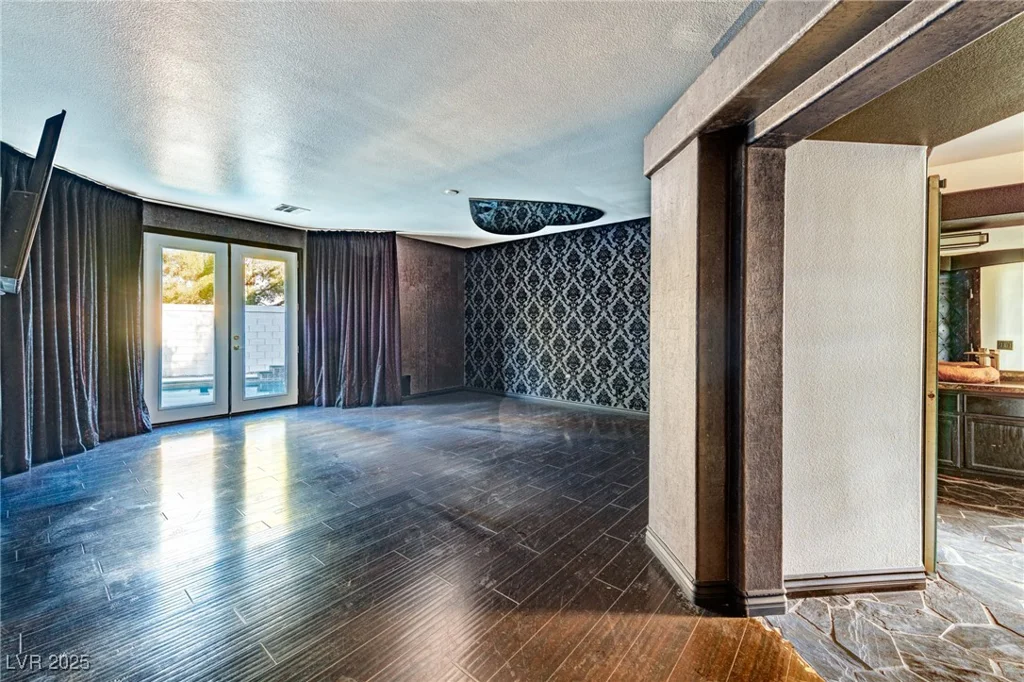 7520 Jacaranda Bay, Las Vegas, NV 89139