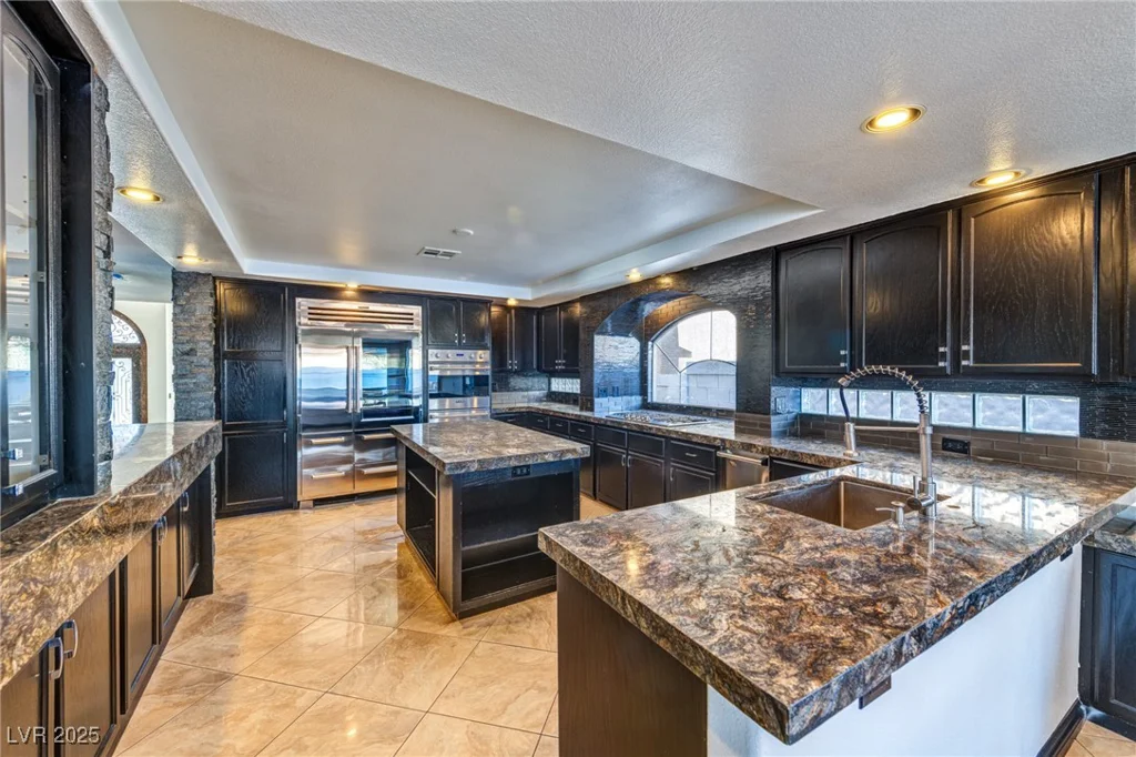 7520 Jacaranda Bay, Las Vegas, NV 89139