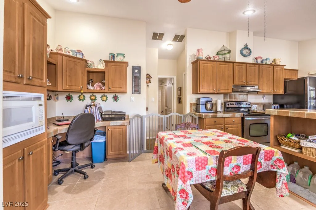 3100 Fallwood, Pahrump, NV 89048