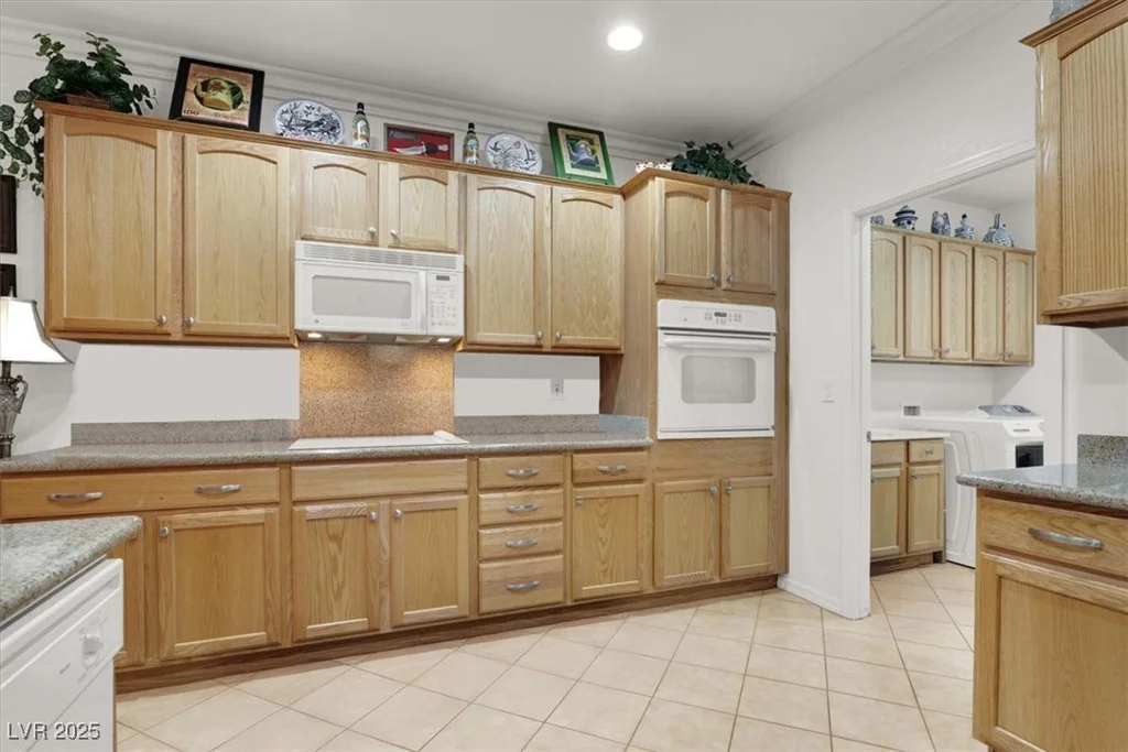 2066 Cotton Valley, Henderson, NV 89052