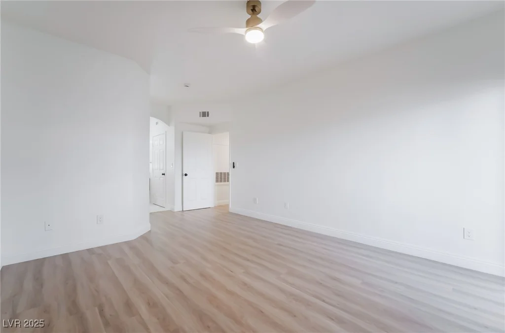 9000 Las Vegas, Las Vegas, NV 89123