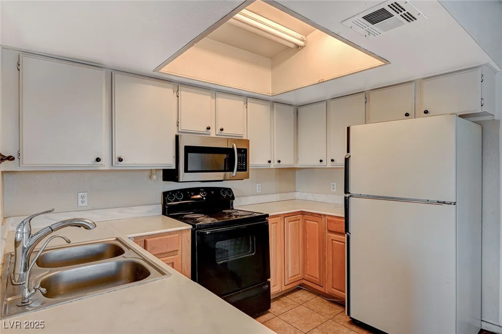 4706 Obannon, Las Vegas, NV 89102